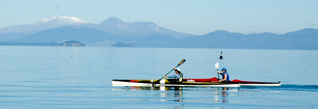 There&#039;s many pretty bays and coves to explore on Lake Taupo.