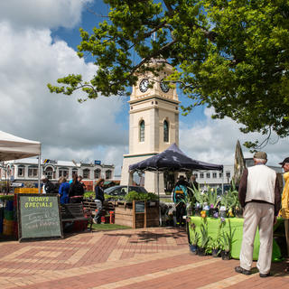 The winner of NZ's Market of the Year in both 2013 and 2014, this is the perfect place to experience local Manawatu culture.