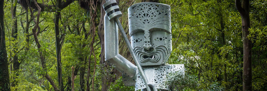 Die Whatonga-Skulptur auf dem Manawatu Gorge Track