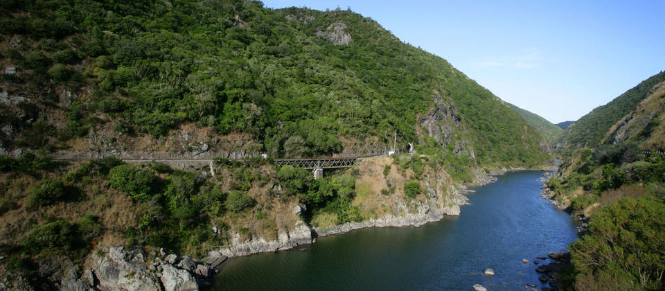 The Manawatu Gorge offers all kinds of adventures.