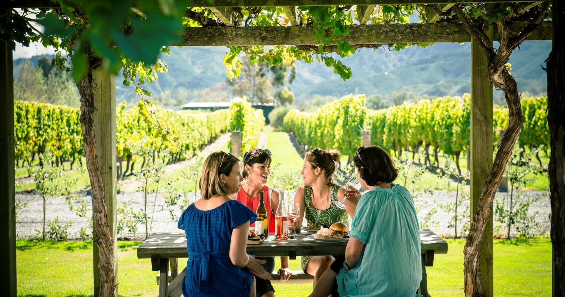 Top 10 food and wine experiences 100 New Zealand