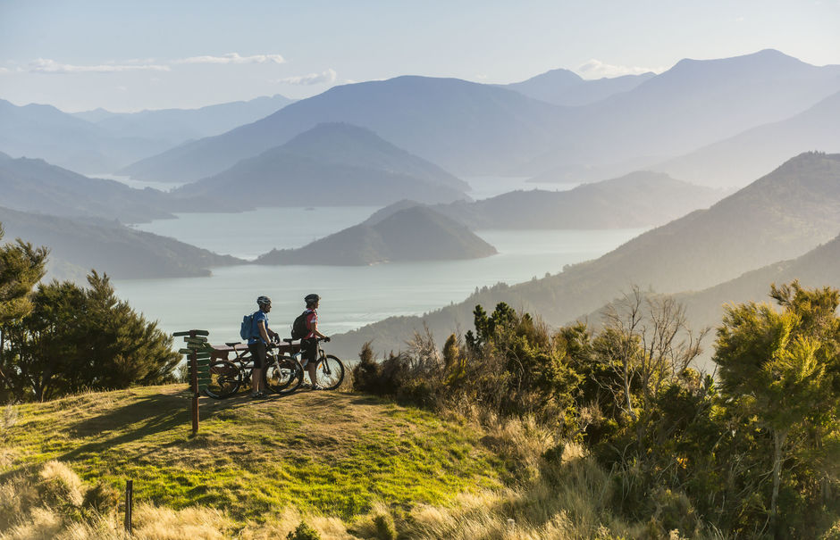 Mit dem Rad auf dem Queen Charlotte Track, Marlborough Sounds