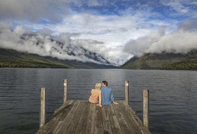 Perched on the edge of Lake Rotoiti, St Arnaud is the perfect base from which to explore the honeydew forest and mountains of Nelson Lakes National Park.