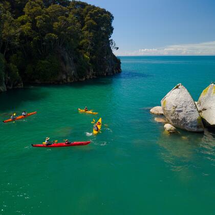 Split Apple Rock Kaiteriteri Kayak Nelson