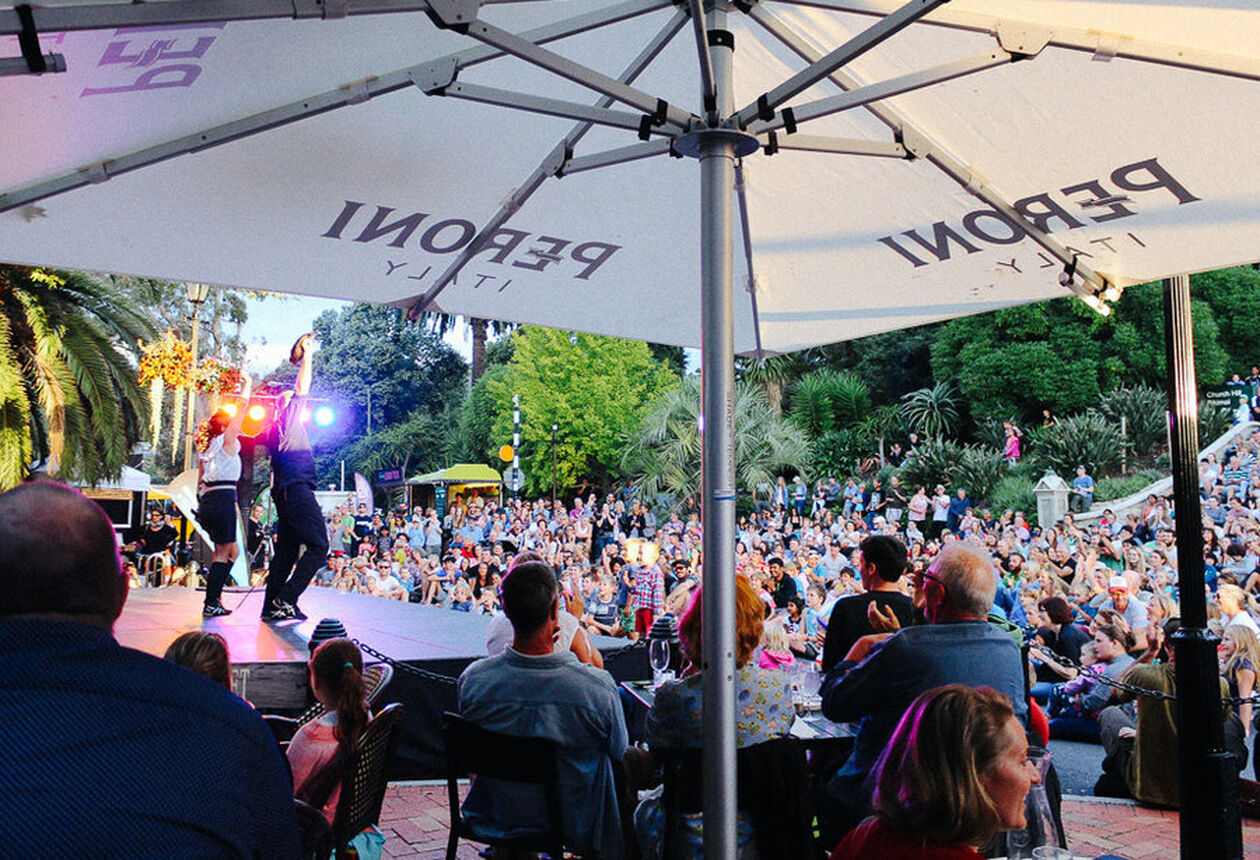 One of the sunniest cities in New Zealand, Nelson is the perfect spot to base yourself while you spend some time exploring the Abel Tasman National Park.