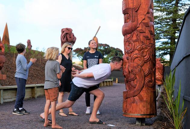 北部地区被称为“新西兰的诞生地”。这里拥有丰富独特的毛利文化和世界上最大的贝壳杉。