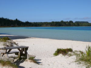 The crystal-clear Kai Iwi Lakes are popular with kiwi holidaymakers.
