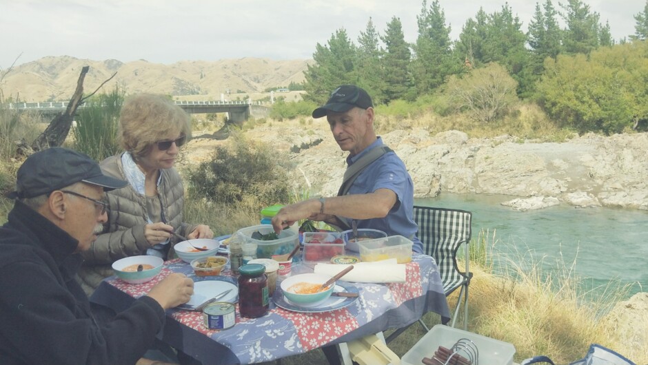 Homemade picnic lunch by the Waiau River