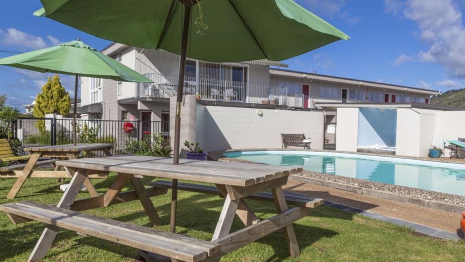 Seasonal Swimming Pool and Outdoor Area