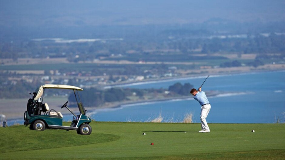 Sample golf itineraries - New Zealand Golf tours from budget to luxury.
