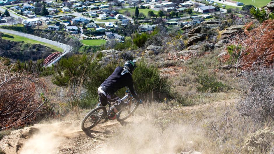 Clyde mountain biking, day trips from Queenstown. Epic fast, loose downhill and enduro trails