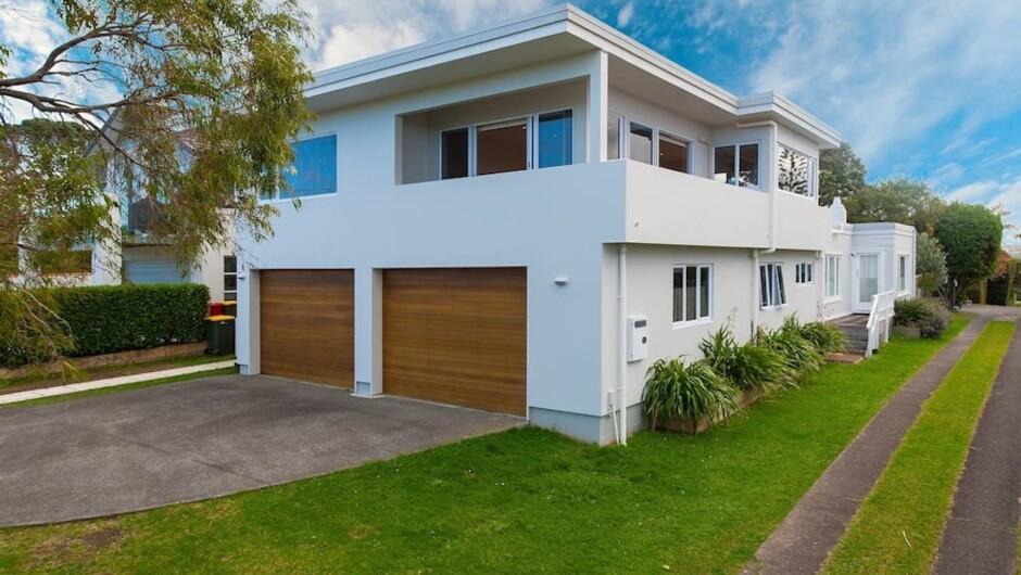 Auckland Campbell’s Bay Seaside Retreat