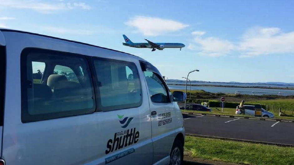Raglan Shuttle waiting for flights to arrive at Auckland International Airport