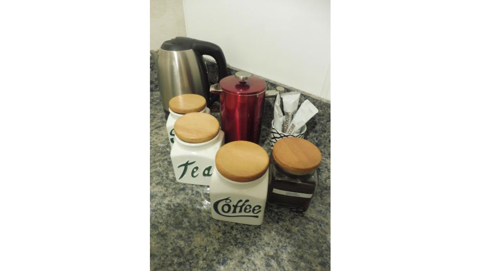 Tea, coffee, herbals, hot chocolate