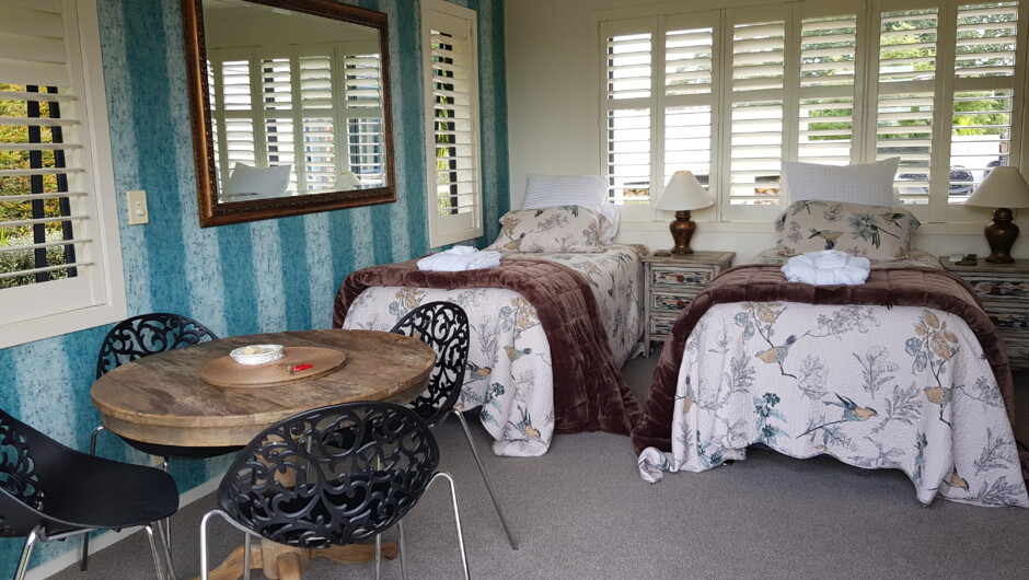 Family group accommodation at The Roost Bed and Breakfast, Waiuku accommodation