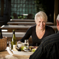 马丁堡美酒佳肴午餐