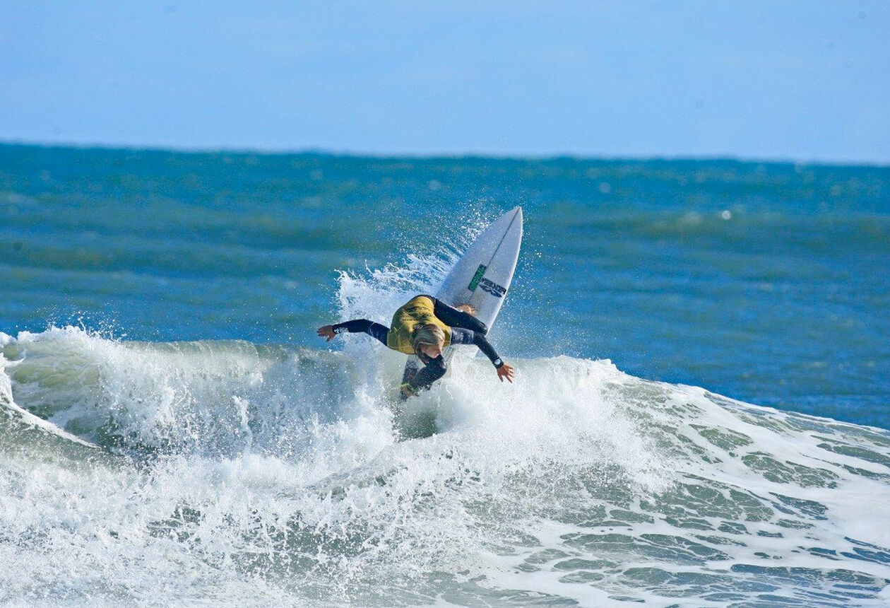 With 180 degrees of ocean swells, the spectacular Surf Highway 45 along the hemispherical coast of Taranaki is a surfer's dream. Use this itinerary to plan your getaway.