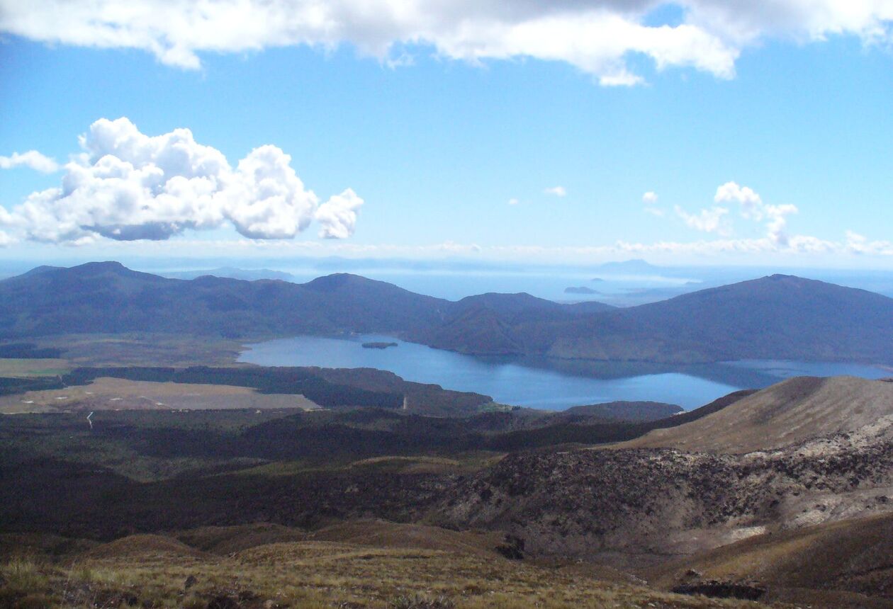 로토아이라 호수와 오타망아카우 호수