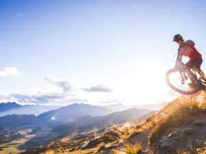 Featuring a wide selection of tracks, including Rude Rock, Coronet Peak is fast becoming a hub of mountain biking in Queenstown.