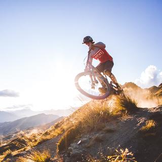 Featuring a wide selection of tracks, including Rude Rock, Coronet Peak is fast becoming a hub of mountain biking in Queenstown.