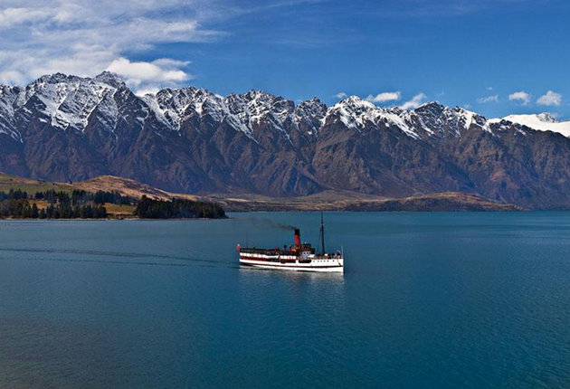 Queenstown's Lake Wakatipu is bordered by snow-capped mountains, native forest and picturesque bays - perfect to enjoy by boat cruise. Find your perfect boat trip. 