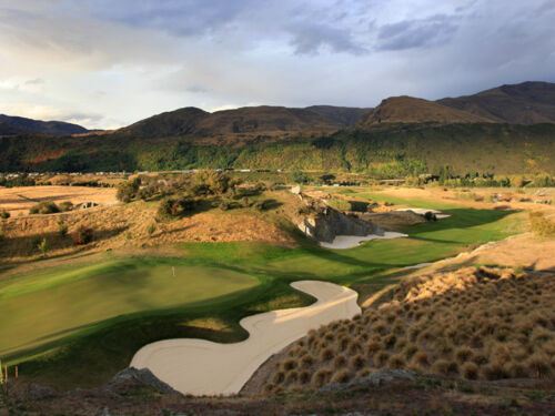 The Hills is New Zealand&#039;s most exclusive golf club. Members and guests enjoy an unparalleled level of service in a unique environment that incorporates a championship golf course with full practice facilities &amp; the finest clubhouse hospitality.