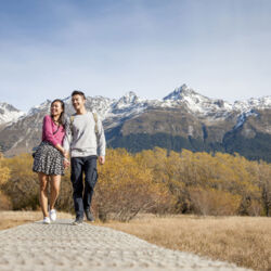 グレノーキーの雄大な景色はロマンティックな気分を誘うかもしれません。