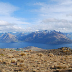 クィーンズタウンには、間近にいつも新しい風景があります。