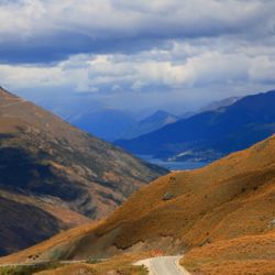 크라운레인지 로드에 파노라마로 펼쳐진 센트럴오타고 전망