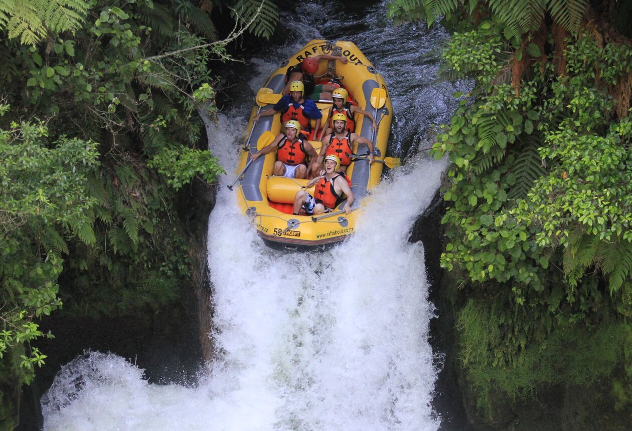 Surrounded by stunning waterways and freshwater rivers, Rafting in Rotorua is a great way to get the adrenaline pumping & experience exciting rapids.