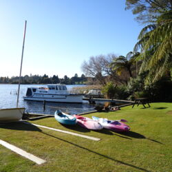 The shores of Lake Rotoiti make a great spot for some time out