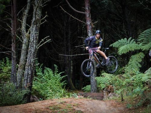 マウンテンバイクのメッカ、ファカレワレワ・フォレストには初心者から上級者までパーフェクトなコースがあります。