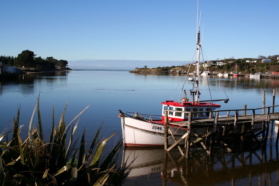 Make sure you find out what makes Western Southland so beautiful and join in the outdoor activities; from fishing, flying and tramping, you'll find the best right here.