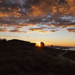 隆丘步行道（Hump Ridge Track）上的日出美景令人惊叹。