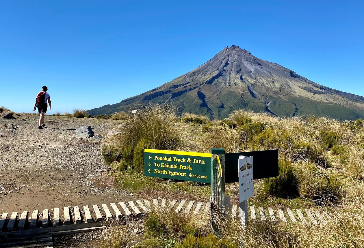 With more than 300 kilometres of scenic walking tracks, Te Papa-Kura-o-Taranaki (formely Egmont National Park) is a dream destination for enthusiastic hikers.