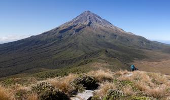 Multi-day Hikes - Outdoor Trekking Holidays | Tourism New Zealand