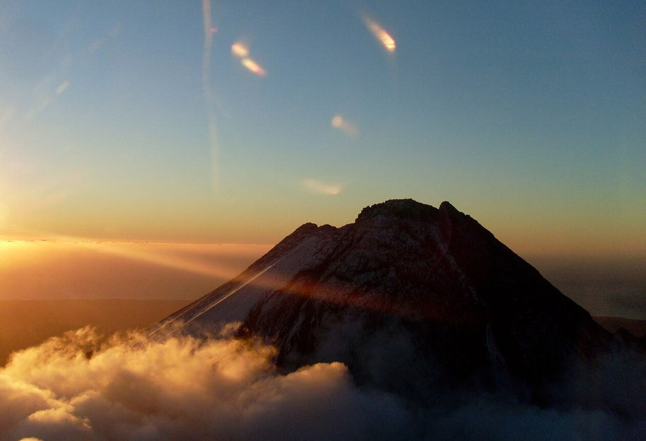 Die meisten Besucher kommen nach Taranaki, um den ikonischen Vulkan zu besteigen. Doch gibt es rund um Mt. Taranaki noch viel mehr zu entdecken.
