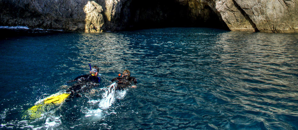 Snorkeling Oura Sea Cave