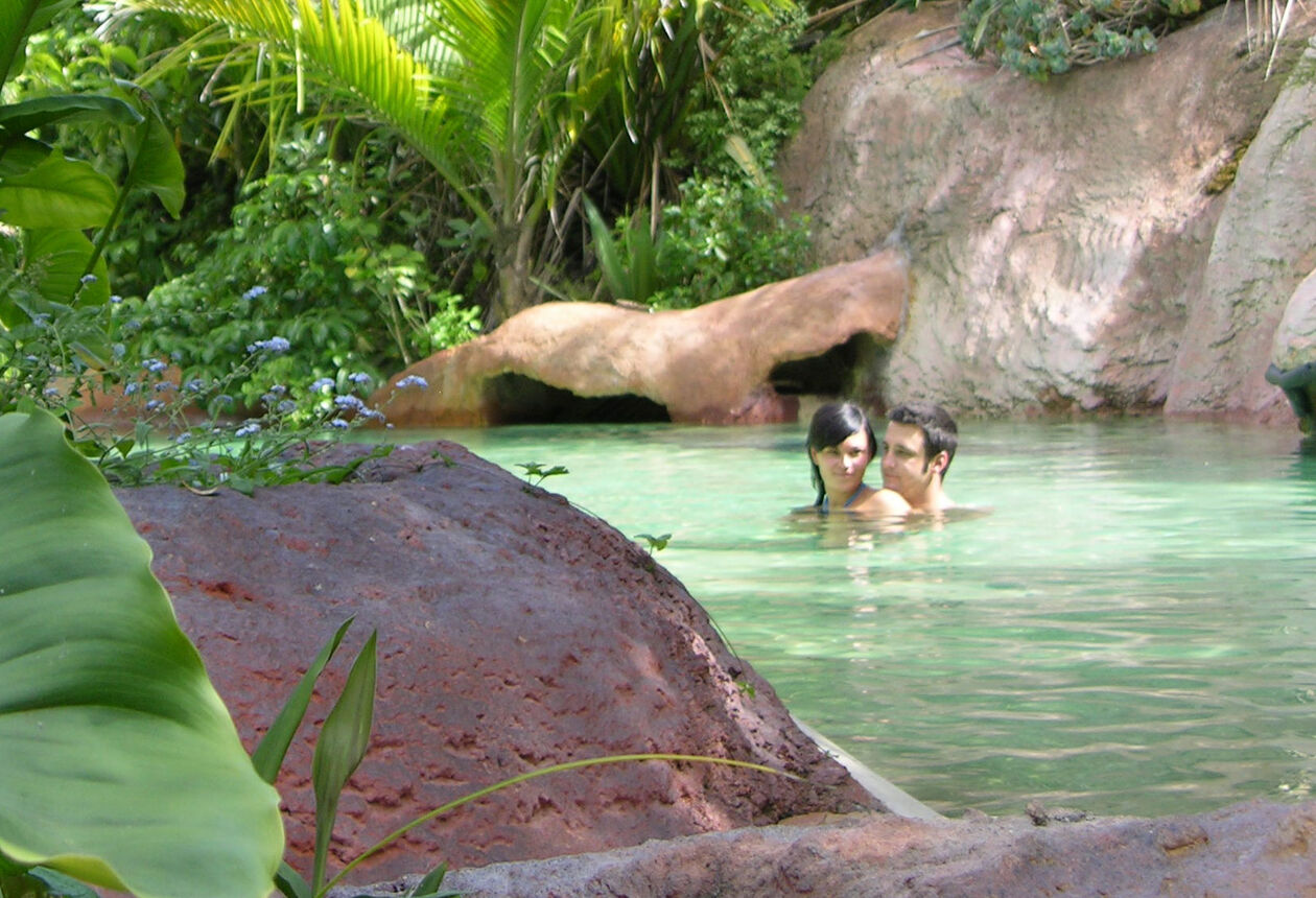 The laid-back locals, golden coastline and mountainous interior have long made The Coromandel a favourite holiday spot for local kiwis. And it’s easy to see why.