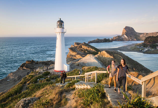 Wairarapa lies on the spectacular southern tip of the North Island. It's a region home to unforgettable coastal walking tracks.