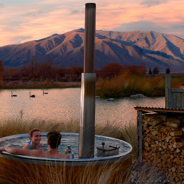 Immerse yourself in pure mountain water while soaking in the beautiful Mackenzie Country scenery around you at Hot Tubs Omarama.