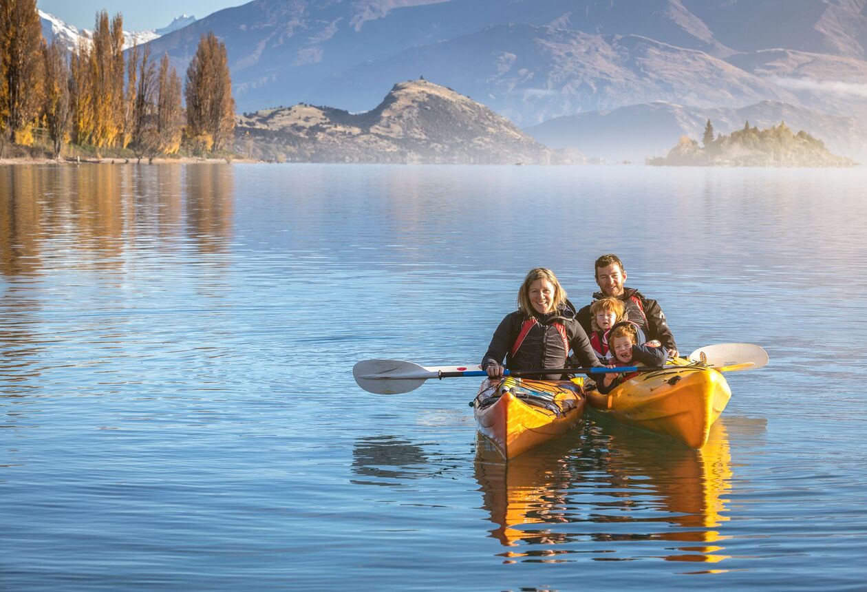 자유로운 영혼을 가진 활기찬 와나카 타운은 아름다운 경치와 풍부한 야외 액티비티를 자랑하는 최고의 휴가지이다.