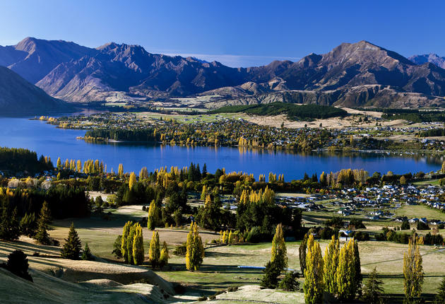 A lively town buzzing with a carefree spirit, Wanaka’s picture-perfect location and easy access to the outdoors makes it the ultimate base for your holiday.