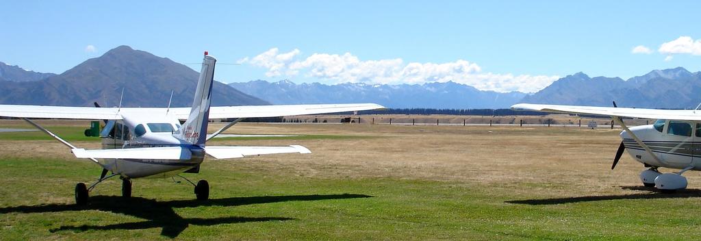 A small airport, Wanaka Airport is the base for scenic flights and charter flights.