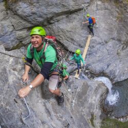 와일드 와이어 등반