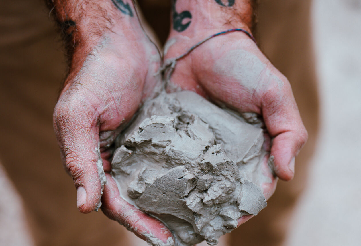 New Zealand's hot pools are naturally heated by the earth below. Soak in a thermal pool surrounded by mountains, forest or lakes. Find out more. 