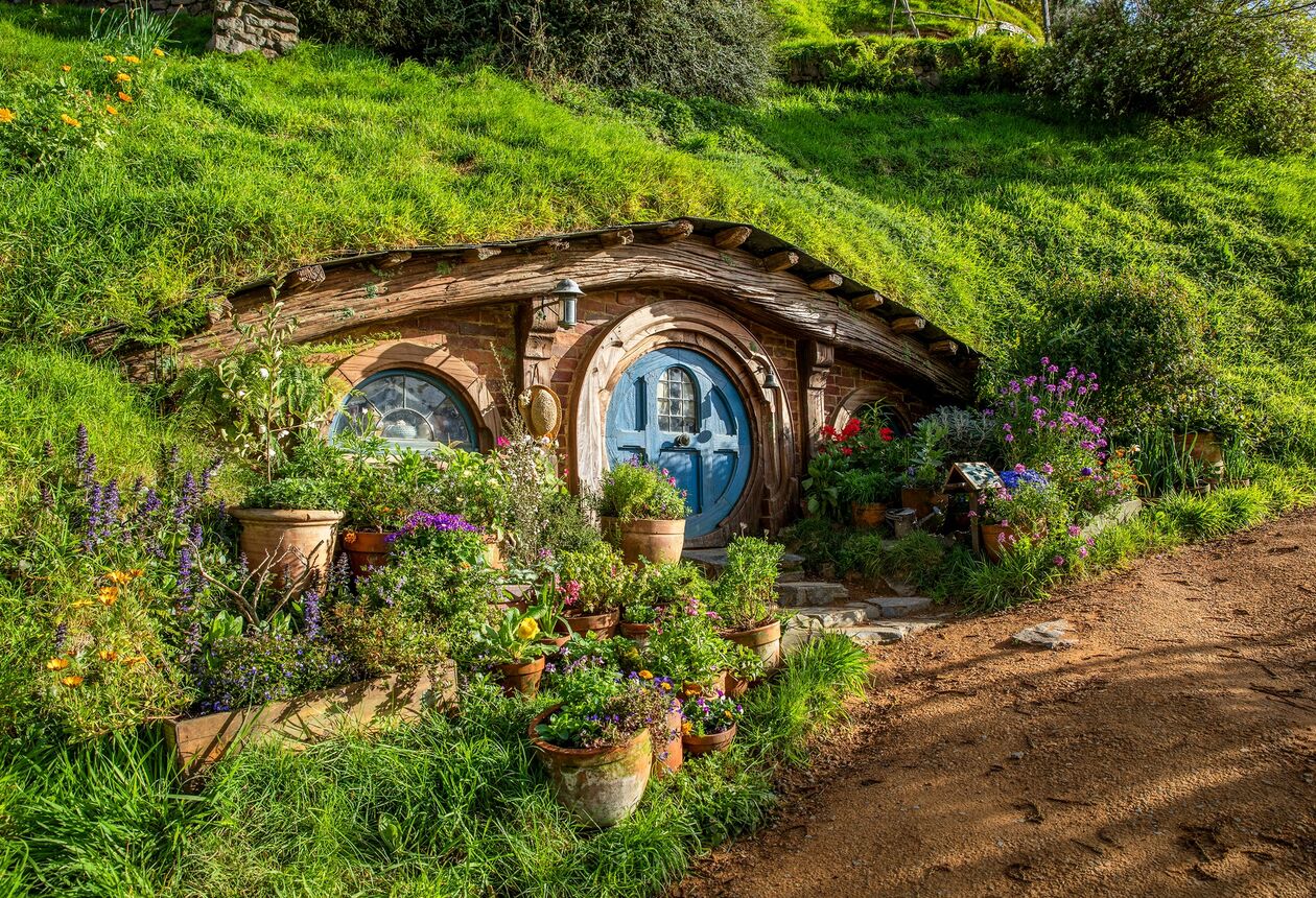 Are you a Halfling, an Elf or a Wizard? Embark on an adventure through New Zealand with a magical, Middle-earth inspired itinerary.