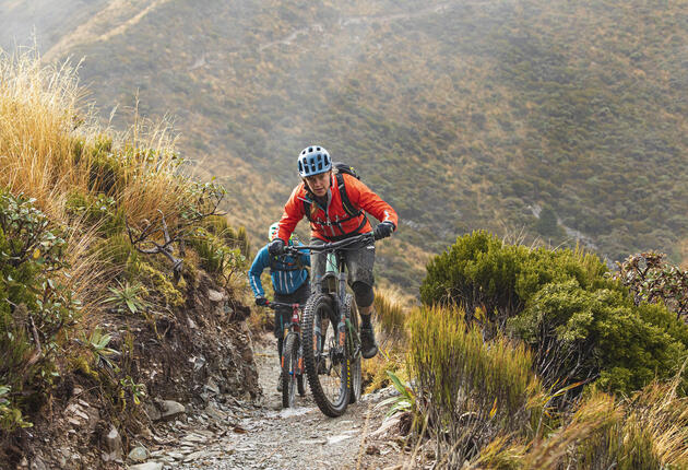 The Paparoa track is the 10th great walk of New Zealand and takes you through alpine tops, limestone landscapes and lush rainforests offering breath-taking views.
