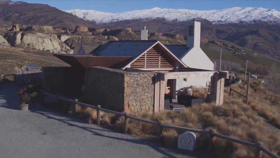 Mt Difficulty winery sits in Bannockburn, Central Otago, New Zealand. The Estate is comprised of six vineyards: Templars Hill, Pipeclay Terrace, Menzies Terrace, Mansons Farm, Target Gully and Long Gully. These vineyards represent a total planting of 40 h