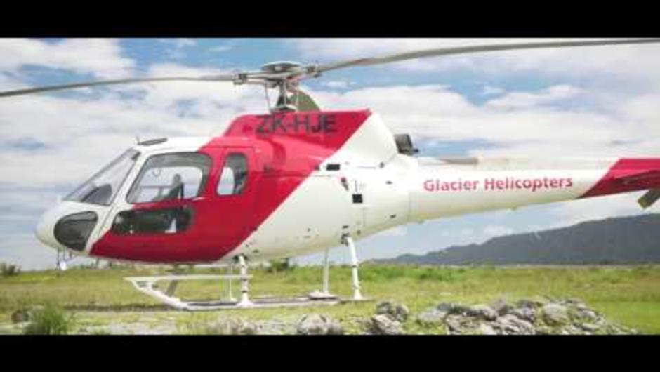 A heli-hike on Fox Glacier is an experience like no other. Combining a helicopter flight over the glacier and a guided walk on the ice itself, it provides a truly immersive glacier experience and is one of the best hiking adventures you can have in New Ze